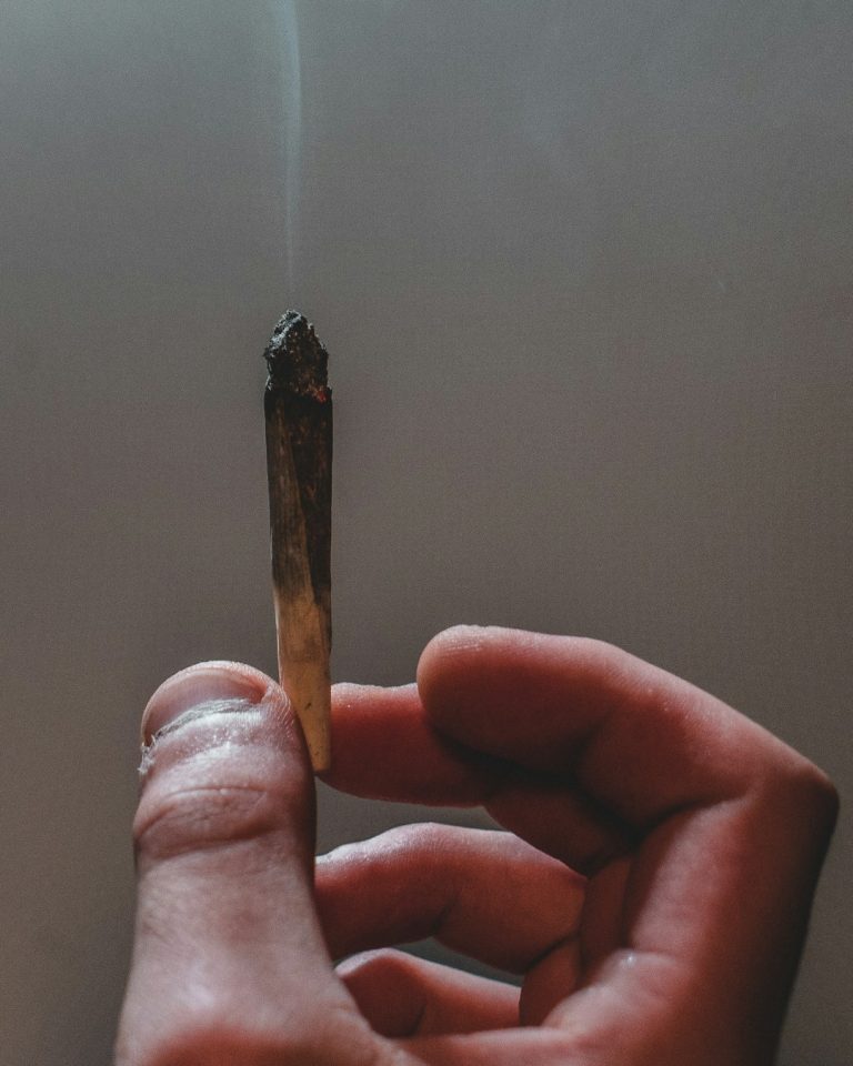 Online Cannabis Delivery in Greece: Your Complete Guide